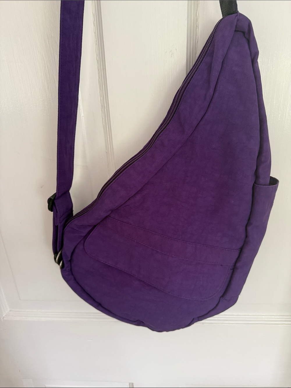 Healthy Back Bag Purple Sling Crossbody Bag - Casual Everyday Style - Picture 4 of 6